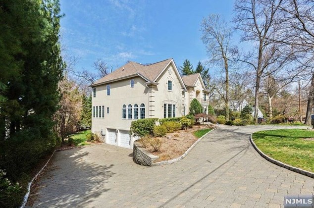 114 Beech Rd, Englewood, NJ 07631