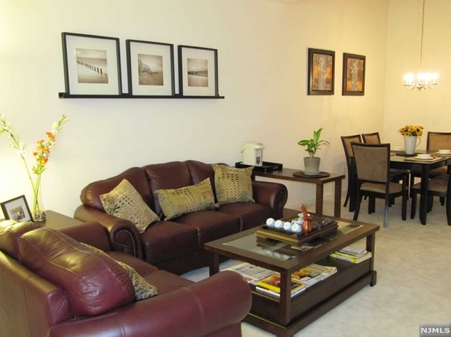 200 Dey St Unit 281, East Newark, NJ 07029