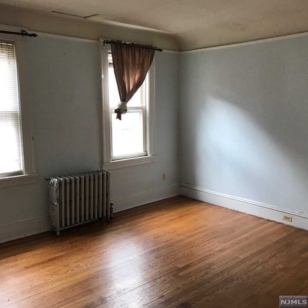 372 Aurora Ave #2, Cliffside Park, NJ 07010