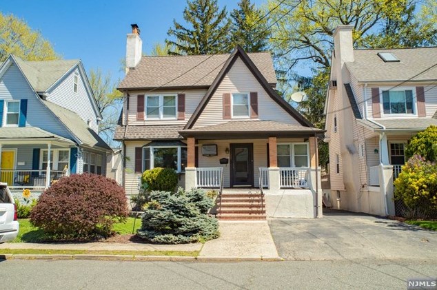 53 Palisade Ave, Cresskill, NJ 07626