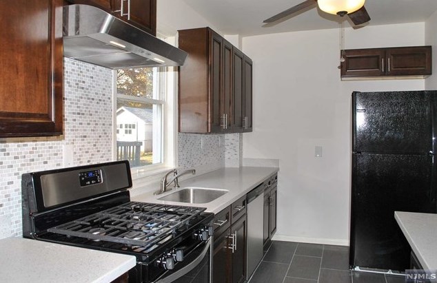 175 Jerome Pl, Bloomfield, NJ 07003