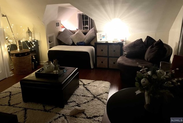 28 Stillman Ave, Bergenfield NJ  07621-1230 exterior