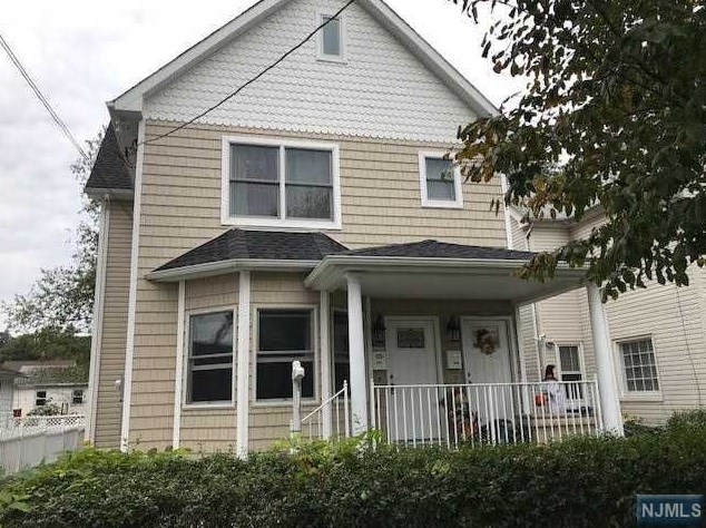 106 3rd Ave #a, Paterson, NJ 07506