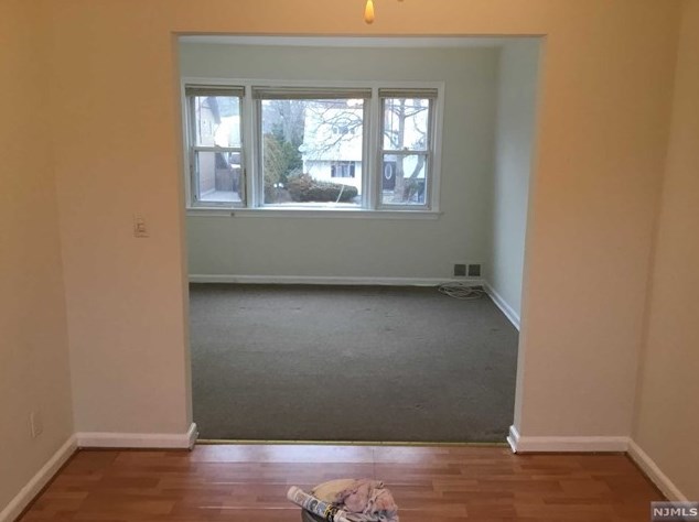 178 Graphic Blvd, Bergenfield, NJ 07621