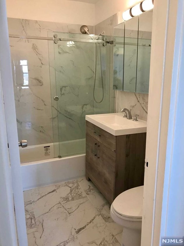 2100 Linwood Ave #12t, West Fort Lee, NJ 07024