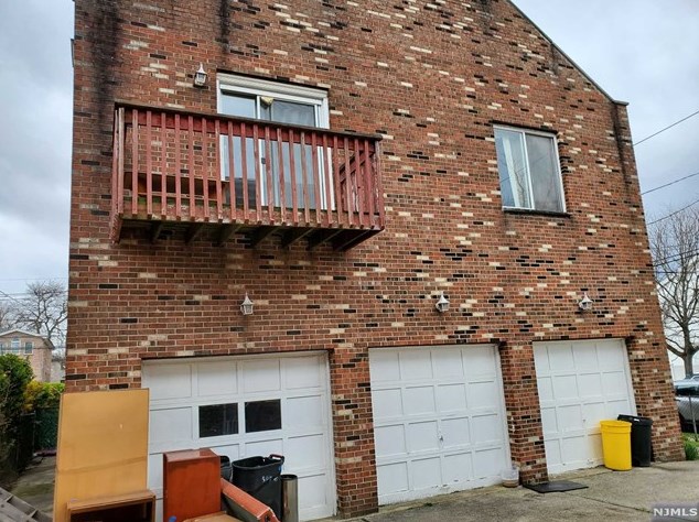 500 1st St #a, Palisades Park, NJ 07650