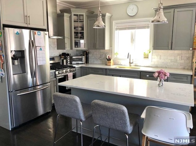 721 Grove Ave #a, Cliffside Park, NJ 07010