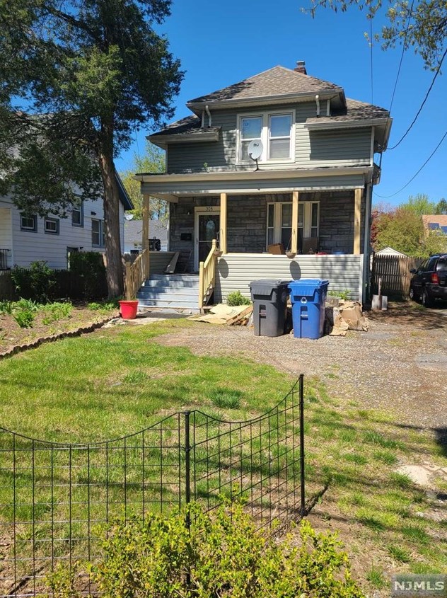 305 W Forest Ave, Englewood, NJ 07631