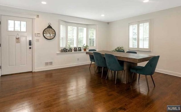 276 Jefferson Ave, Cresskill, NJ 07626