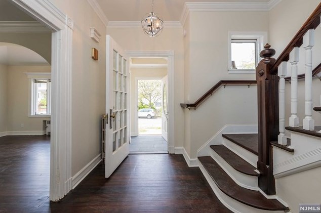 115 Prospect Pl, Rutherford, NJ 07070