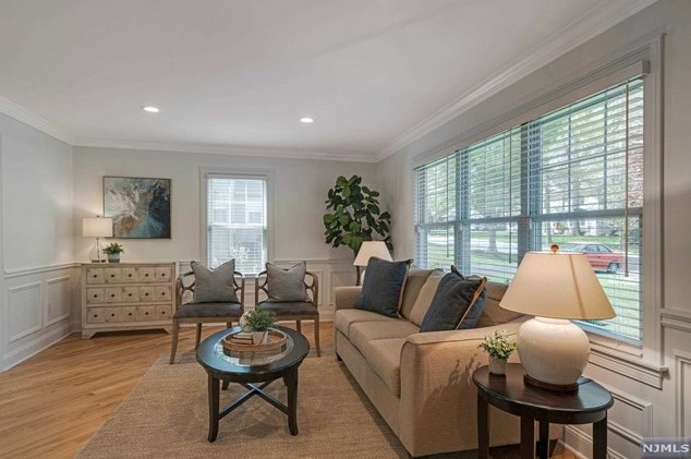 630 Alanon Rd, Ridgewood, NJ 07450