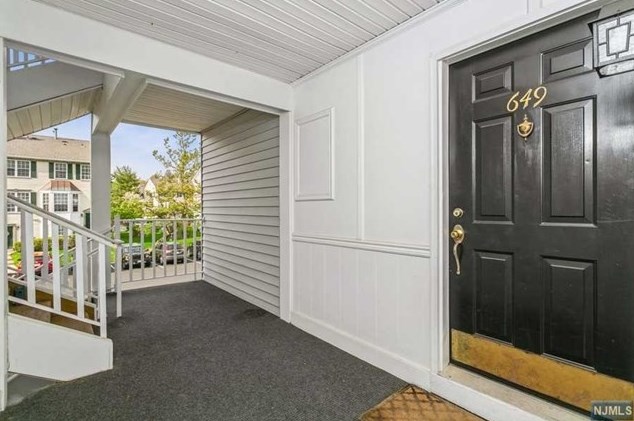 649 Plum Terrace, Mahwah, NJ 07430