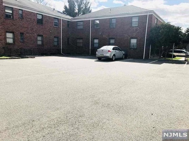 30 Garretson Ave #23, Bayonne, NJ 07002
