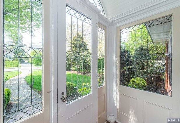 199 Christopher St, Montclair, NJ 07042