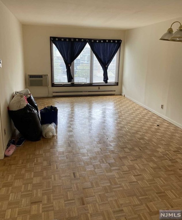 121 County Rd #3, Tenafly, NJ 07670