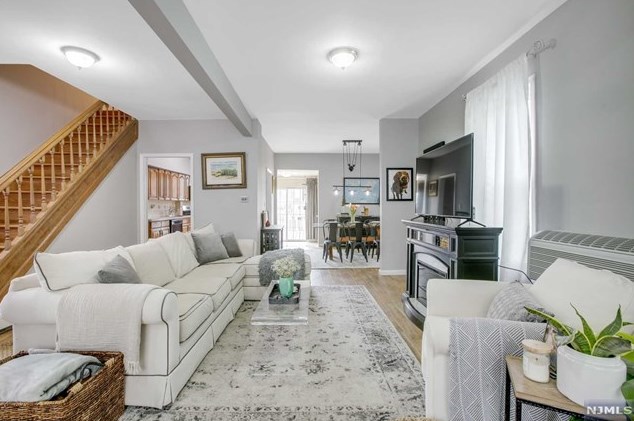 158 3rd St, Englewood, NJ 07631