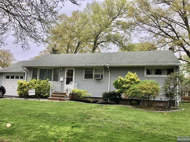 287 Hickory St, Westwood, NJ 07676