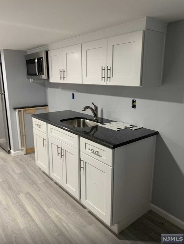 125 Shepard Ave, Teaneck, NJ 07666