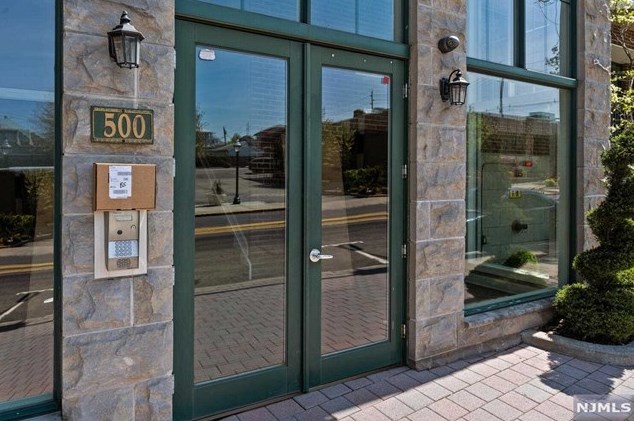 500 Anderson Ave #205, Cliffside Park, NJ 07010