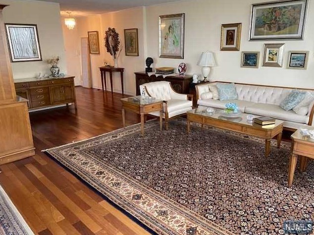300 Winston Dr #0817, Cliffside Park, NJ 07010