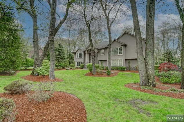 30 Cobblestone Crossing, Norwood, NJ 07648
