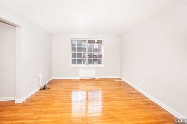 8650 Boulevard E #4g, North Bergen, NJ 07047