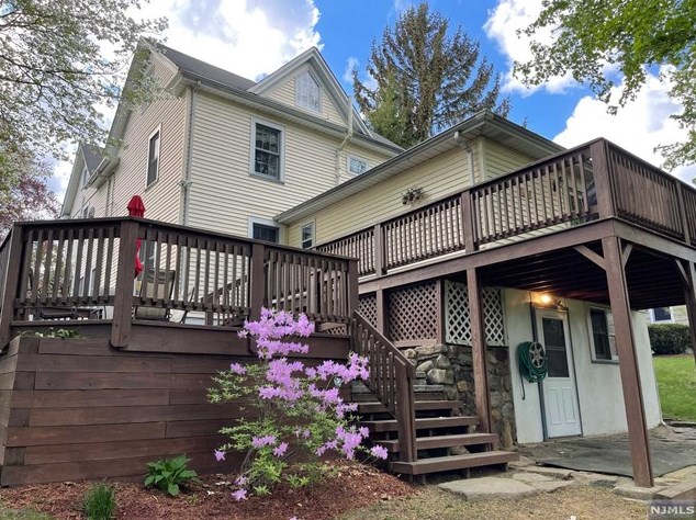 59 Walthery Ave, Ridgewood, NJ 07450