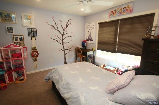 3 Bramble Ct, Hardyston NJ 07419-1240 exterior