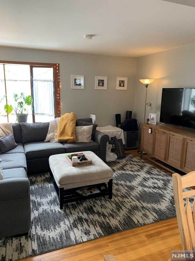 29 Rosewood Ter #1, Bloomfield, NJ 07003
