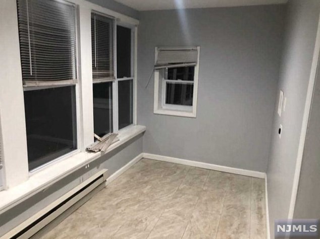 6810 Hudson Ave, West New York, NJ 07093