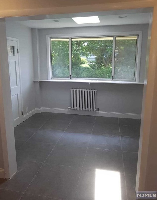 96 Columbus Dr, Tenafly NJ  07670-1622 exterior