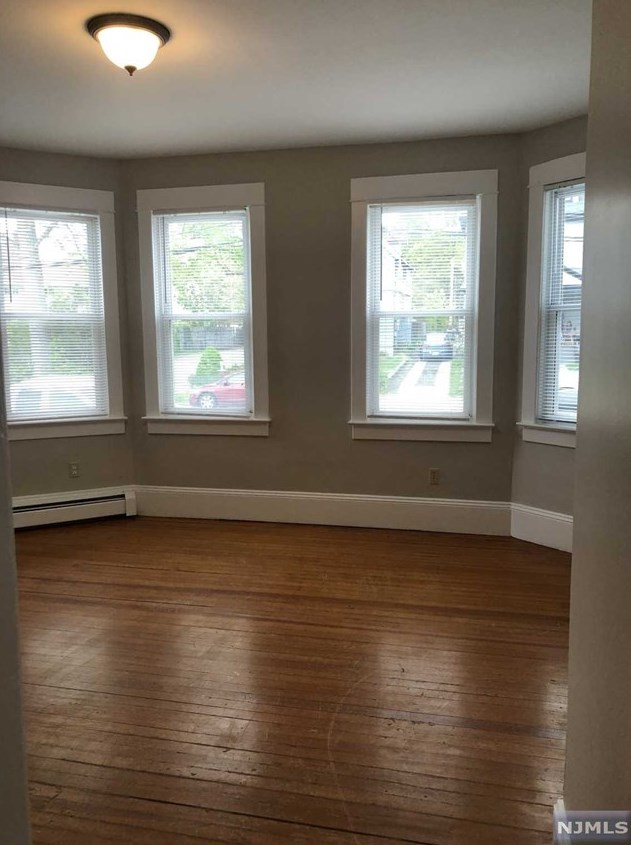 11 W Quackenbush Ave #1 West, Dumont, NJ 07628