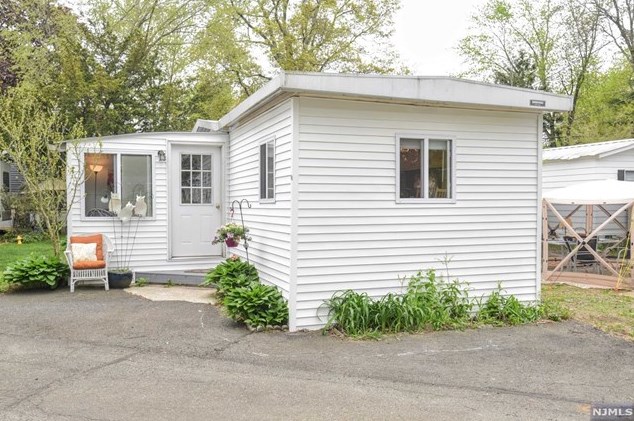600-86 Pulis Ave, Mahwah, NJ 07430