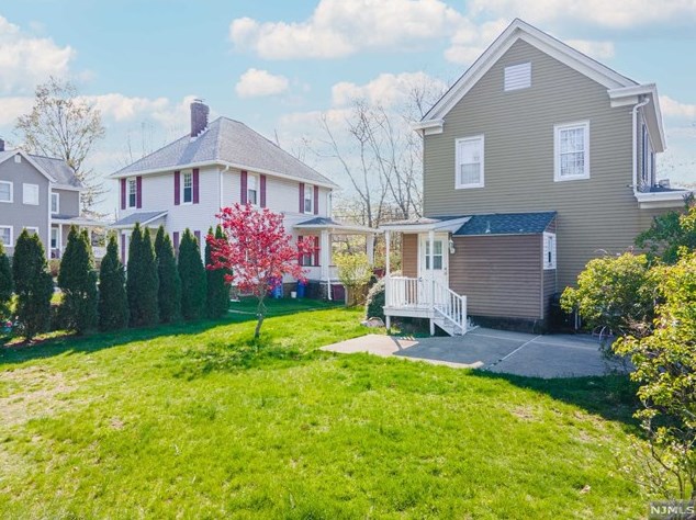 262 Morse Ave, Wyckoff, NJ 07481