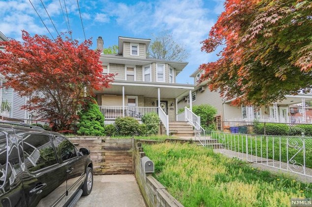 707 Lincoln Ave, Ridgefield Park, NJ 07660