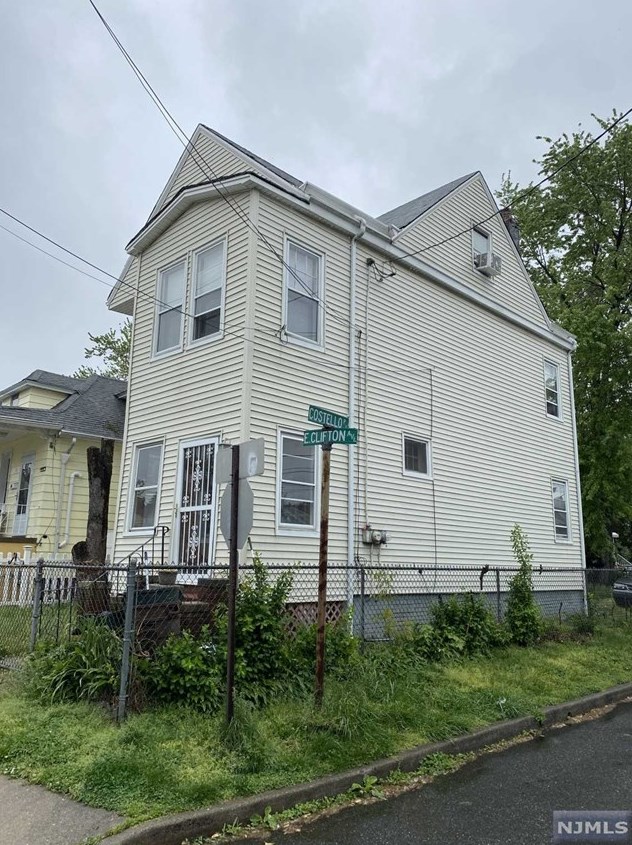 44 E Clifton Ave, Clifton, NJ 07011