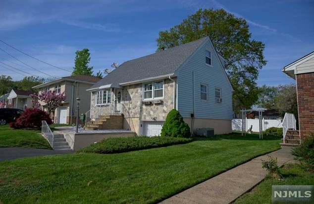 292-294 Maitland Ave, Paterson, NJ 07502