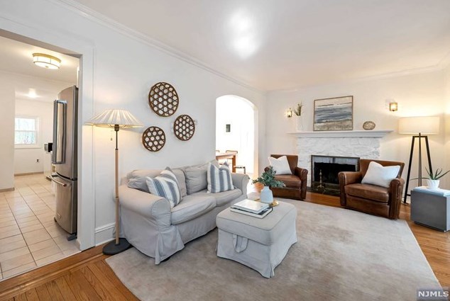 656 Linwood Ave, Ridgewood, NJ 07450
