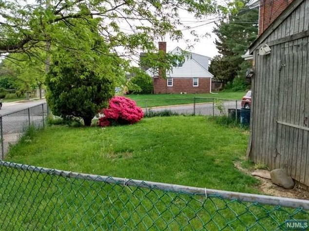 109 Burns Ave, Lodi, NJ 07644