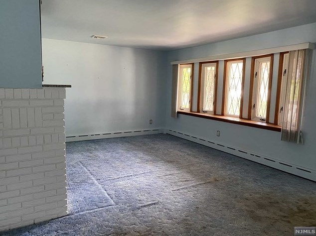 148 Berkshire Rd, Hasbrouck Heights, NJ 07604