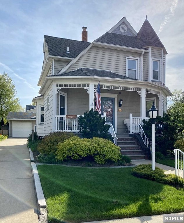 134 Central Ave #2, Hasbrouck Heights, NJ 07604