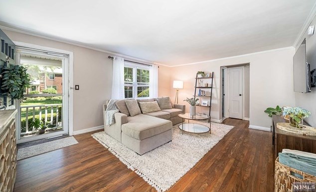 56 Clark Ct #112, Rutherford, NJ