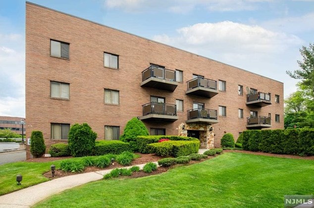 279 Clark St #a2, Hackensack, NJ 07601