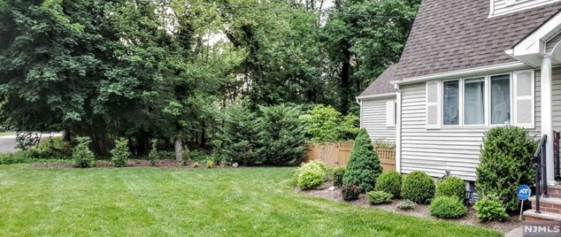 25 Park Ave, Cresskill, NJ 07626