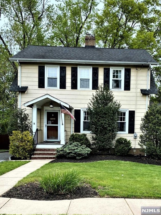 191 Lexington Ave, Westwood, NJ 07675-2306