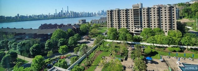 8100 River Rd #1006, North Bergen, NJ 07047