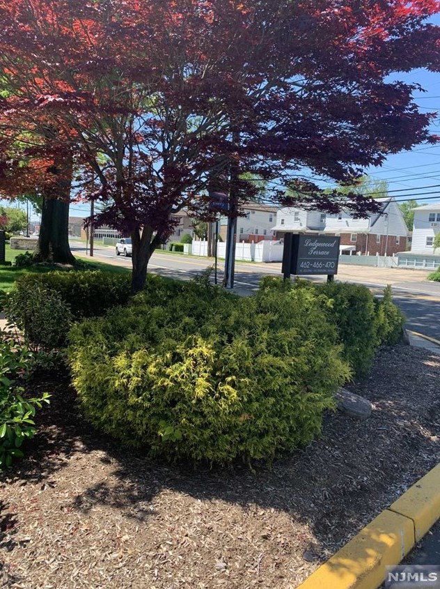 466 Liberty St #306b, Little Ferry, NJ 07643