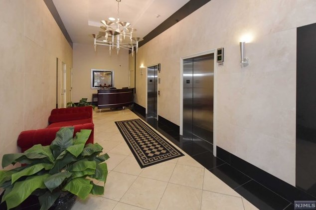 5304 City Pl # 5304, Edgewater, NJ