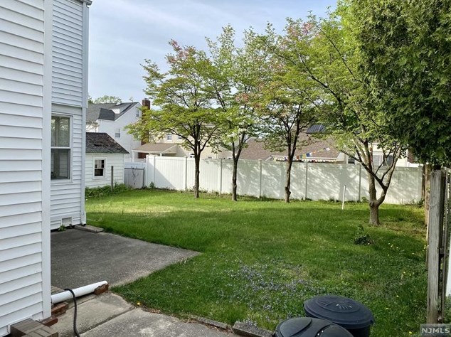 253 Ottawa Ave, Hasbrouck Heights, NJ 07604