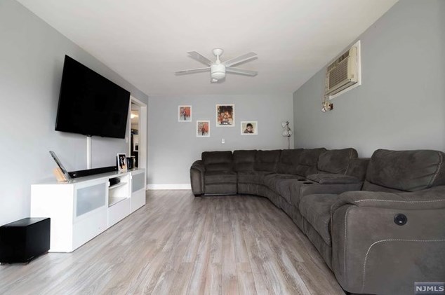 21 Forest Ave, Paterson, NJ 07506